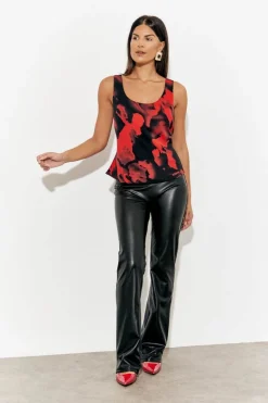 Abstract Scoop Cami Top