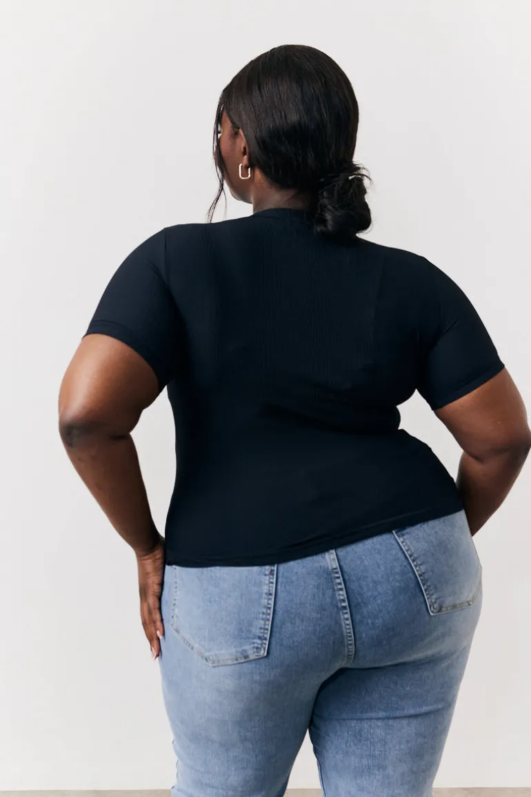 Black Ribbed Crew Neck Short Sleeve Top