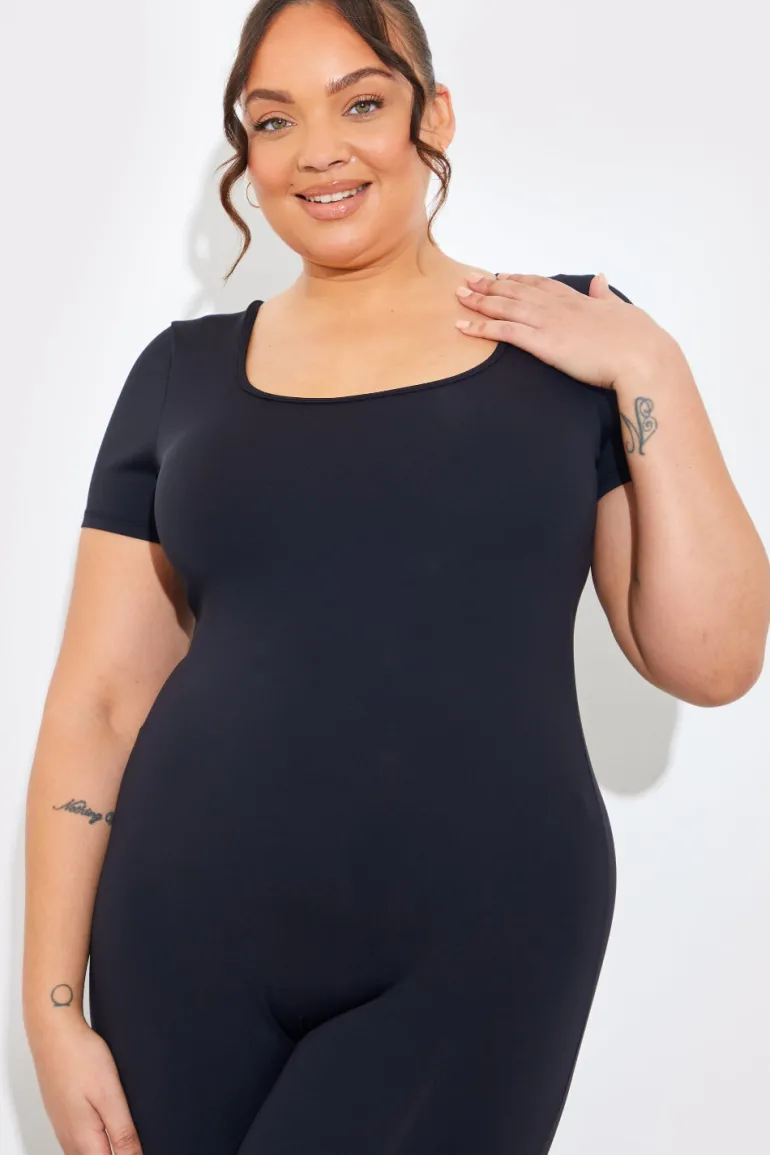 Contour Built-in Bra Short Sleeve Scoop Neck Unitard