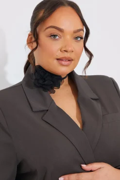 Corsage Choker