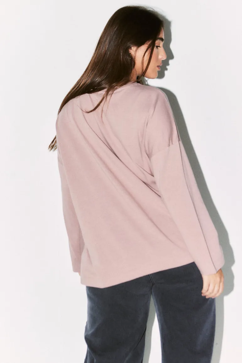 Fits Embroidered Crew Neck Long Sleeve T-Shirt