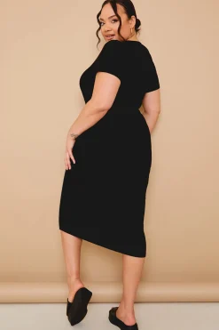 Ribbed Crew Neck Short Sleeve Midi Dress