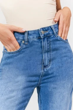 Sofia Straight Leg Mom Jeans