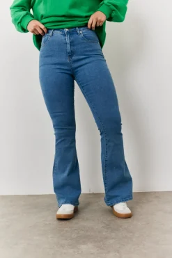 Thigh Shaper Kickflare