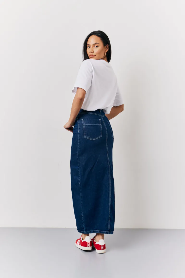 White Embroidered Ciao Slogan T-Shirt